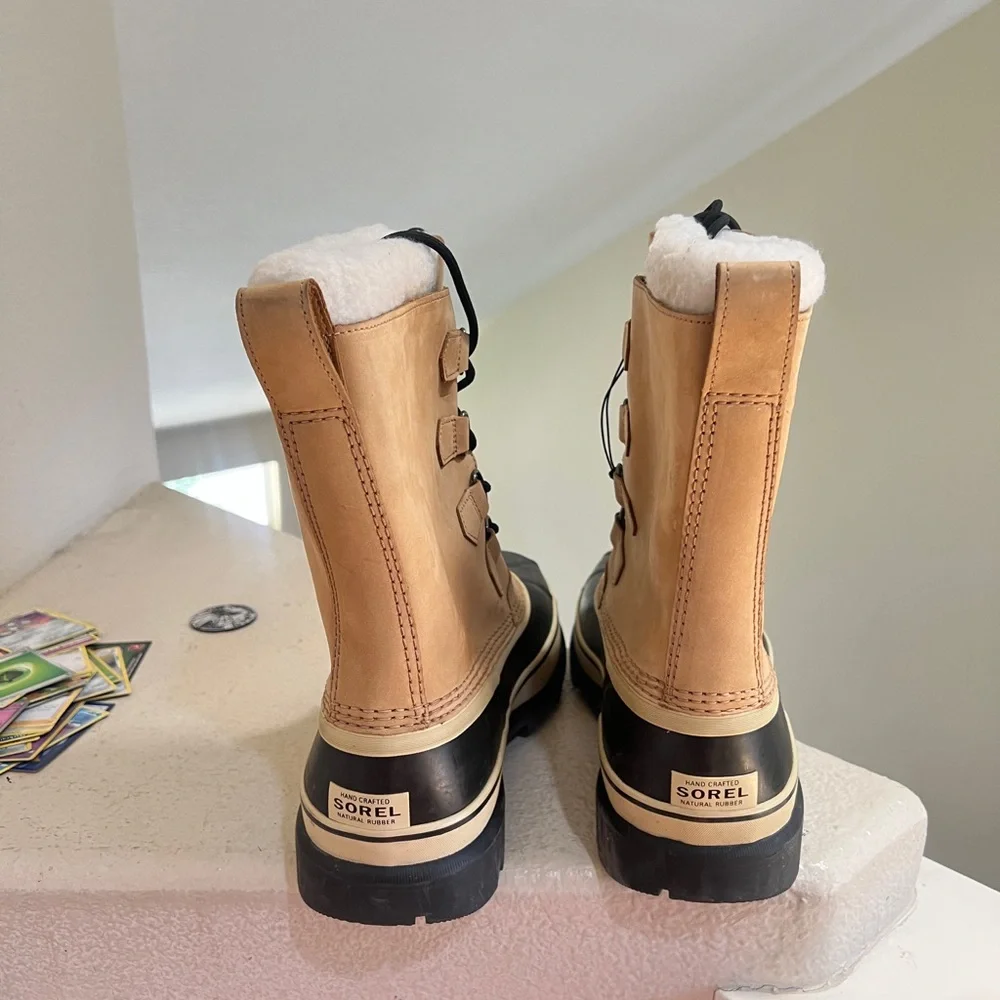 SOREL Men’s Size 12 Caribou Waterproof Insulated Winter Boots, 1002871 /Buff